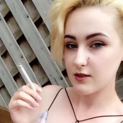 PeachesGoddess OnlyFans creator