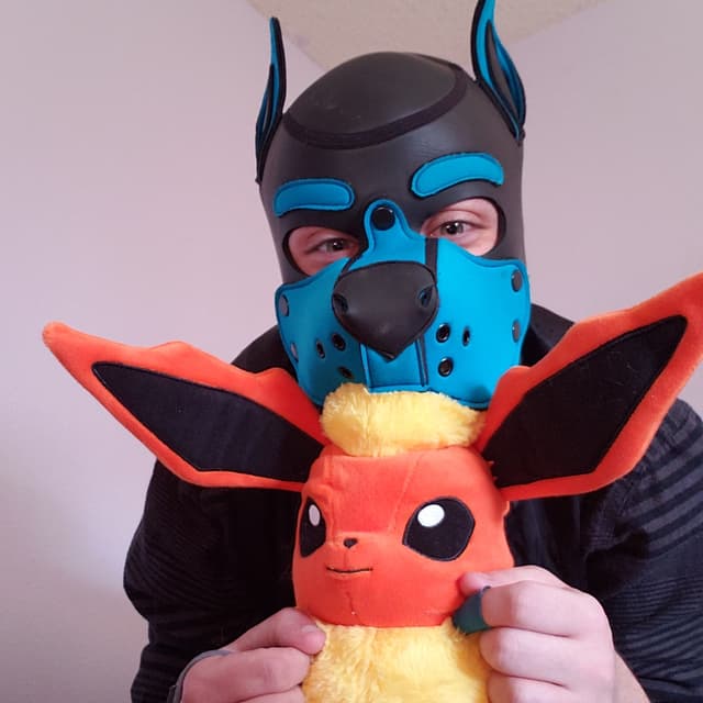 Sharkbait OnlyFans creator