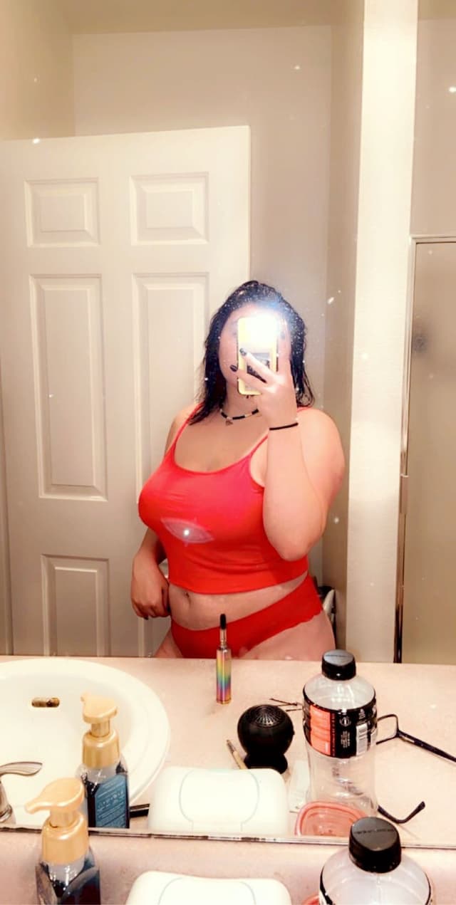 Kenz 💛 OnlyFans creator