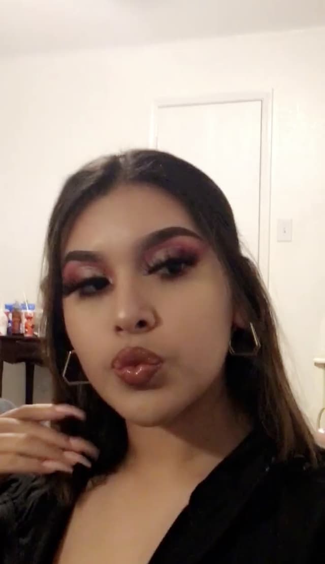 des 🦋 OnlyFans creator