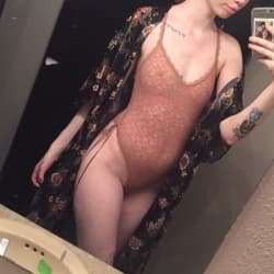 Goddess Ginger Bee OnlyFans creator