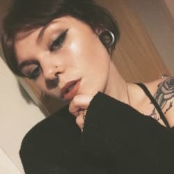 Talia OnlyFans creator