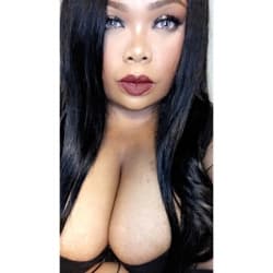 Nebraska Jones OnlyFans creator