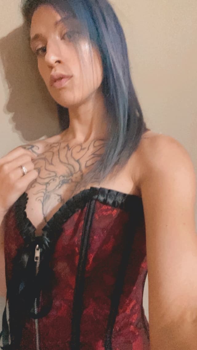 OpheliaFey_Official OnlyFans creator