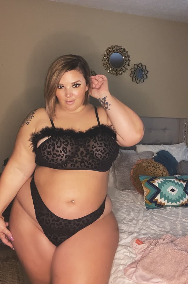 𝕄 𝕀 ℂ ℍ 𝔼 𝕃 𝔼 ⚡️