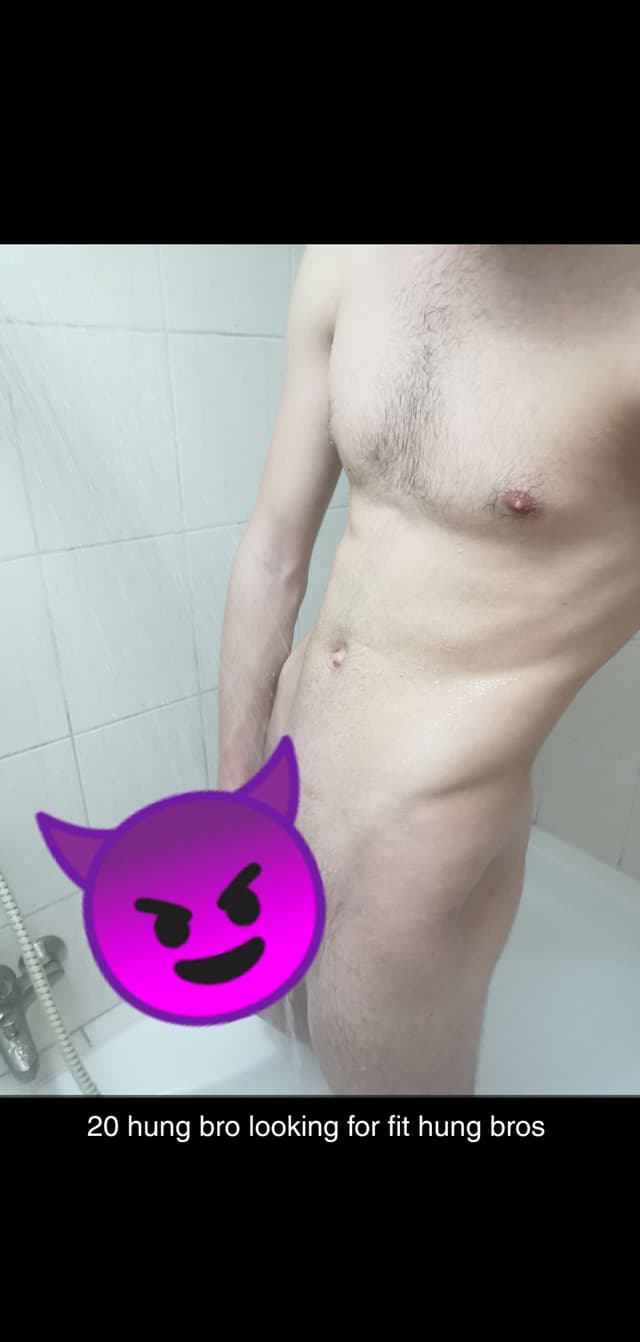 Fit Twink OnlyFans creator