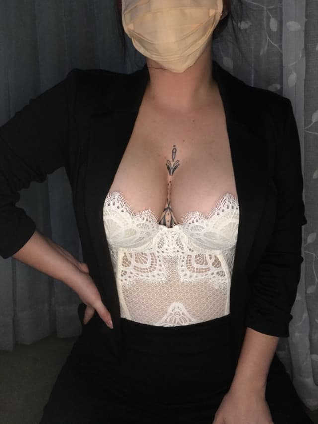 Cora Snow OnlyFans creator