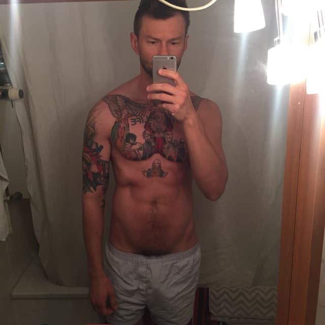 teleny21 OnlyFans creator