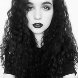 Goddess Raven OnlyFans creator