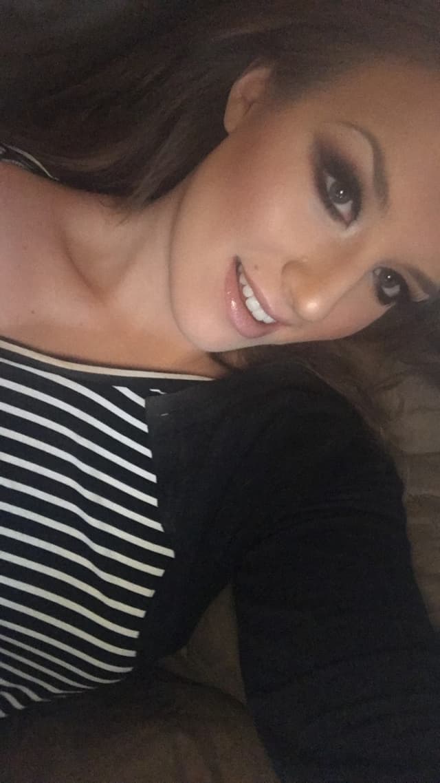 Molly Greene OnlyFans creator