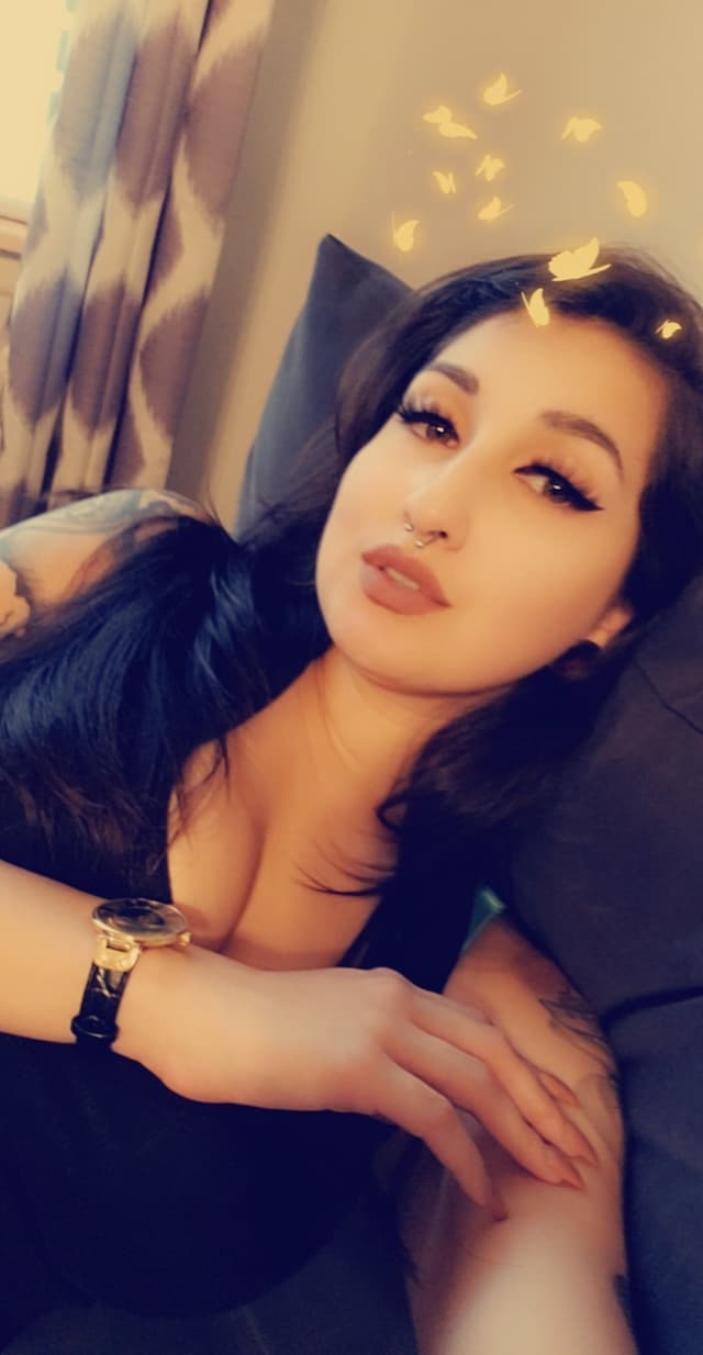 Alyx 💋🖤 OnlyFans creator