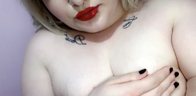 Scarlett 🌹 OnlyFans creator