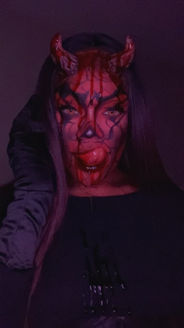 SATAN'S WIFE OnlyFans creator