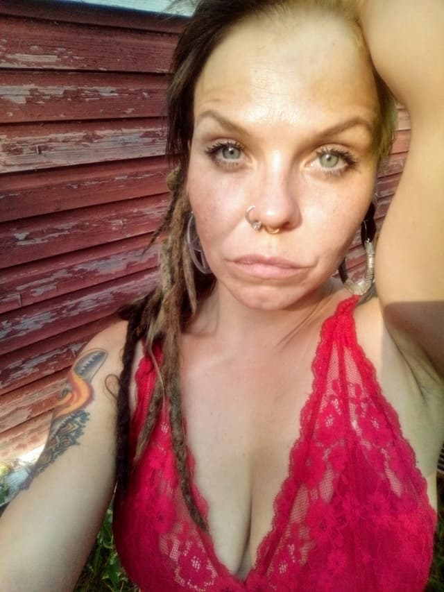 NanaMaria OnlyFans creator