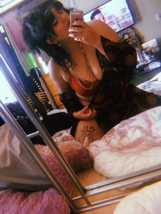 🌻 Elise Cobwebs 🕸 OnlyFans creator