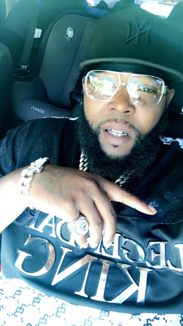 Ez74 OnlyFans creator