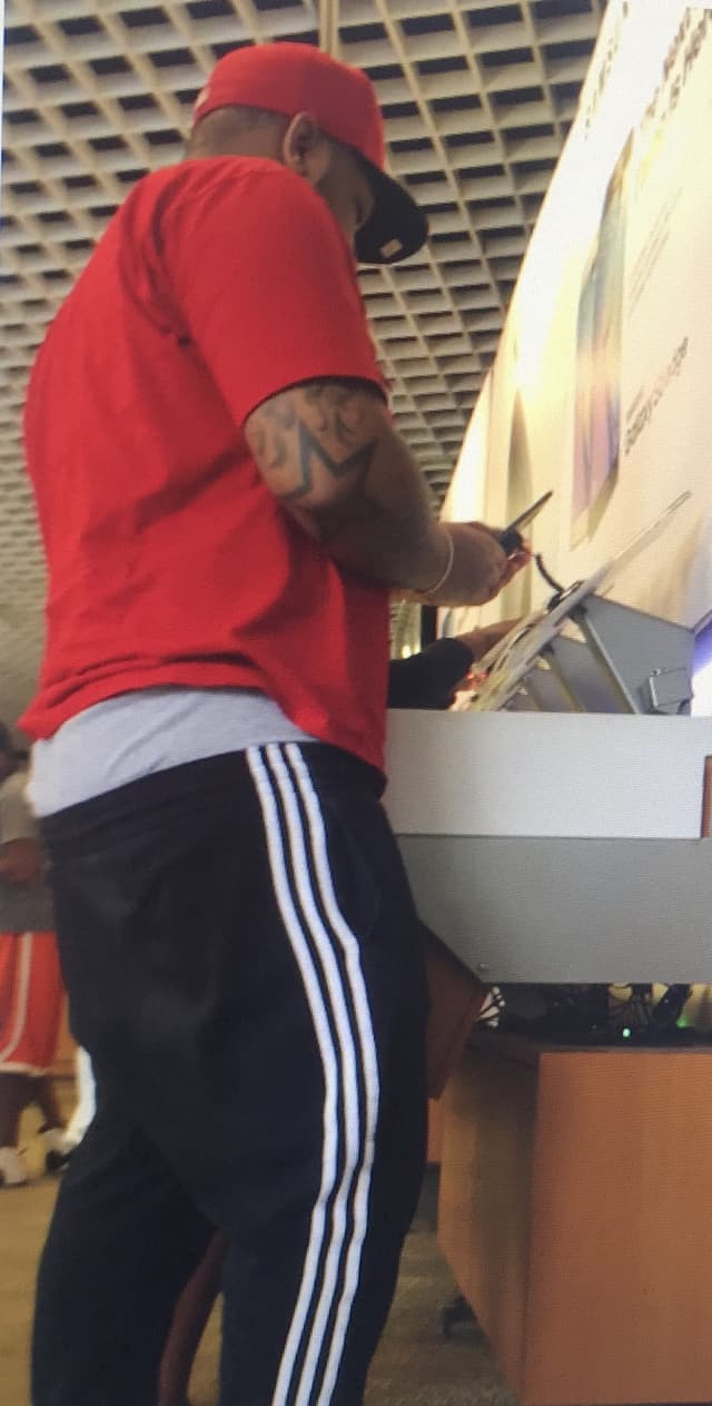 Freekleek2 OnlyFans creator