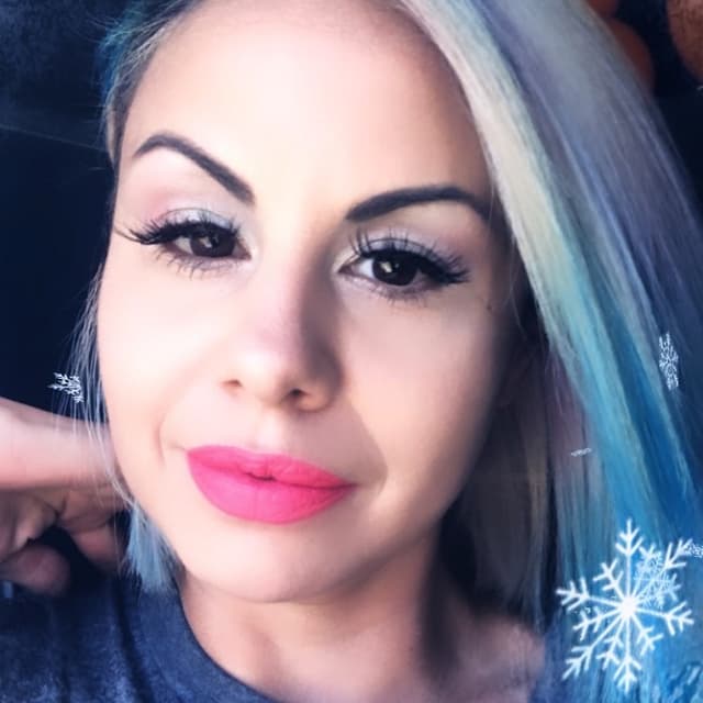 Sienna Snow OnlyFans creator