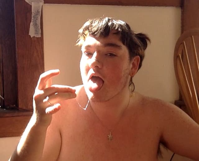 Tax OnlyFans creator