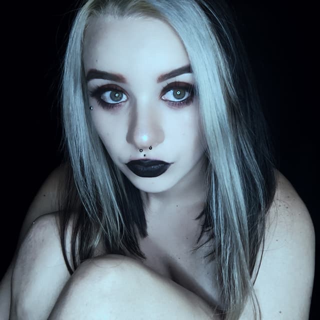 June Bug 🕷️ OnlyFans creator