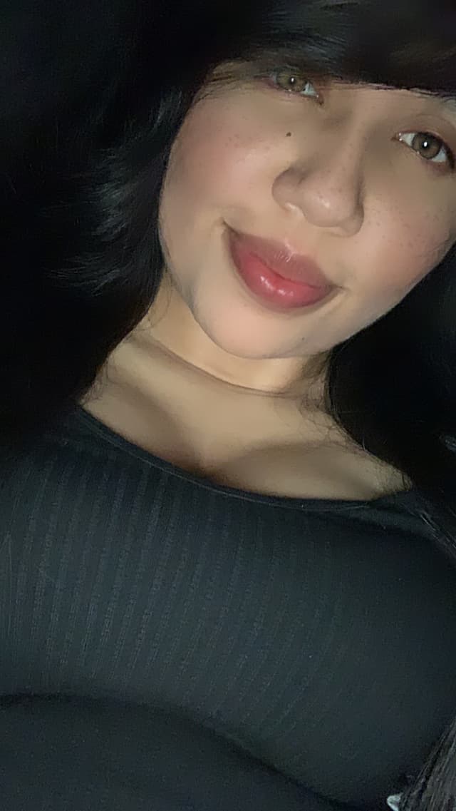 Lovely F👅 OnlyFans creator