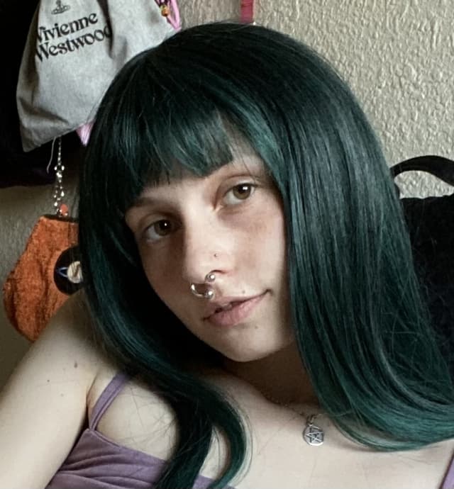 Pouty 💔 ANAL angel 👼 OnlyFans creator