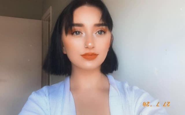 Bebe Hotline OnlyFans creator