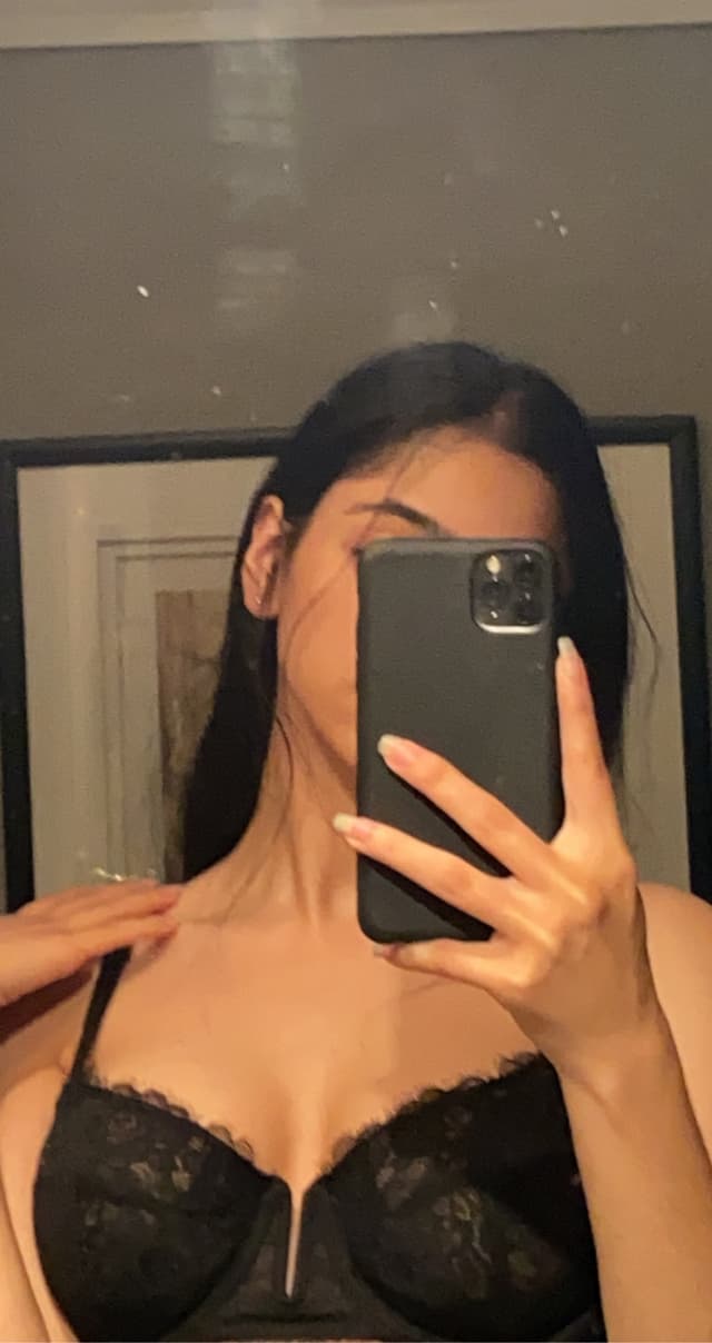 Zaliah OnlyFans creator