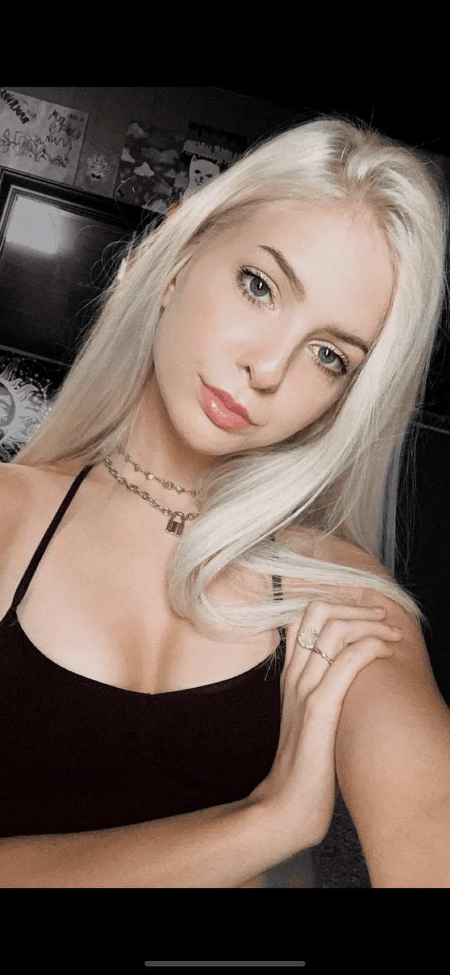 𝕭𝖗𝖊𝖊 (◕‿◕✿)