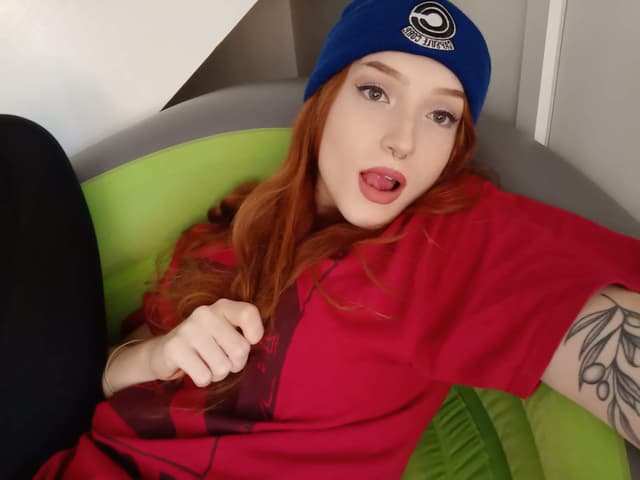 xxZoeJanexx OnlyFans creator