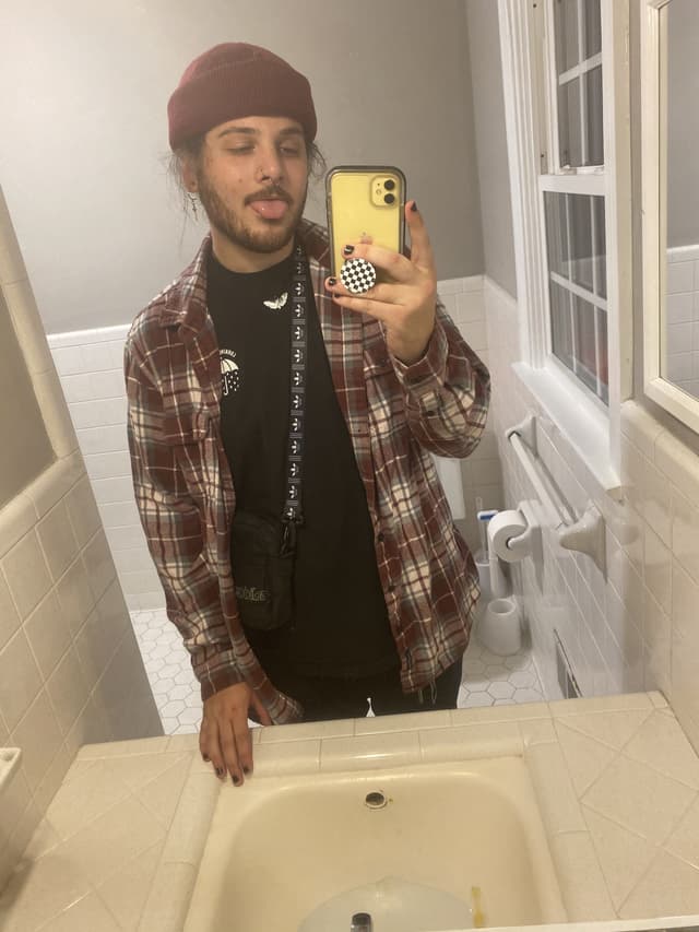 b_simz97 OnlyFans creator