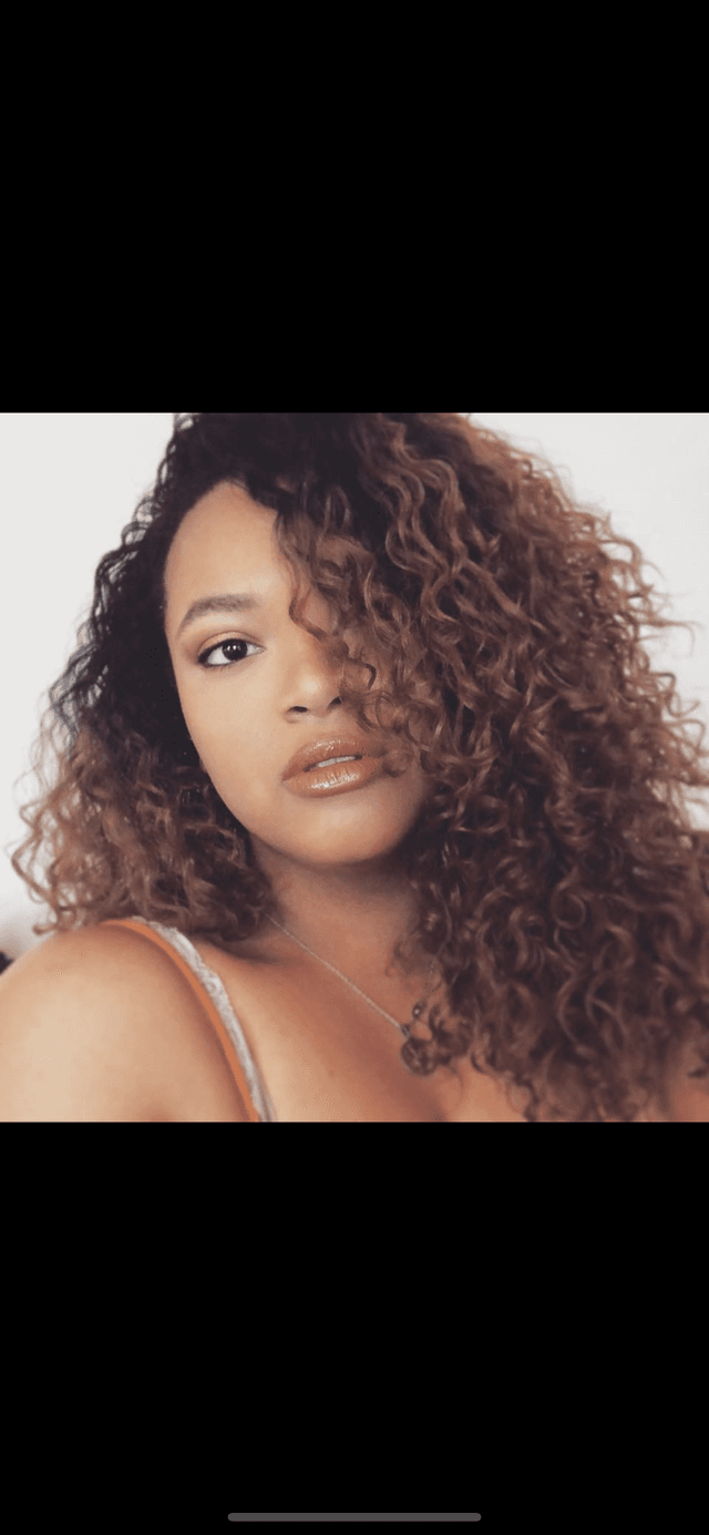 Stella Luna OnlyFans creator