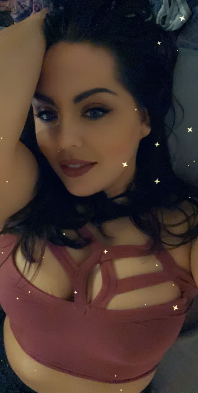 ChloeLovesYou OnlyFans creator