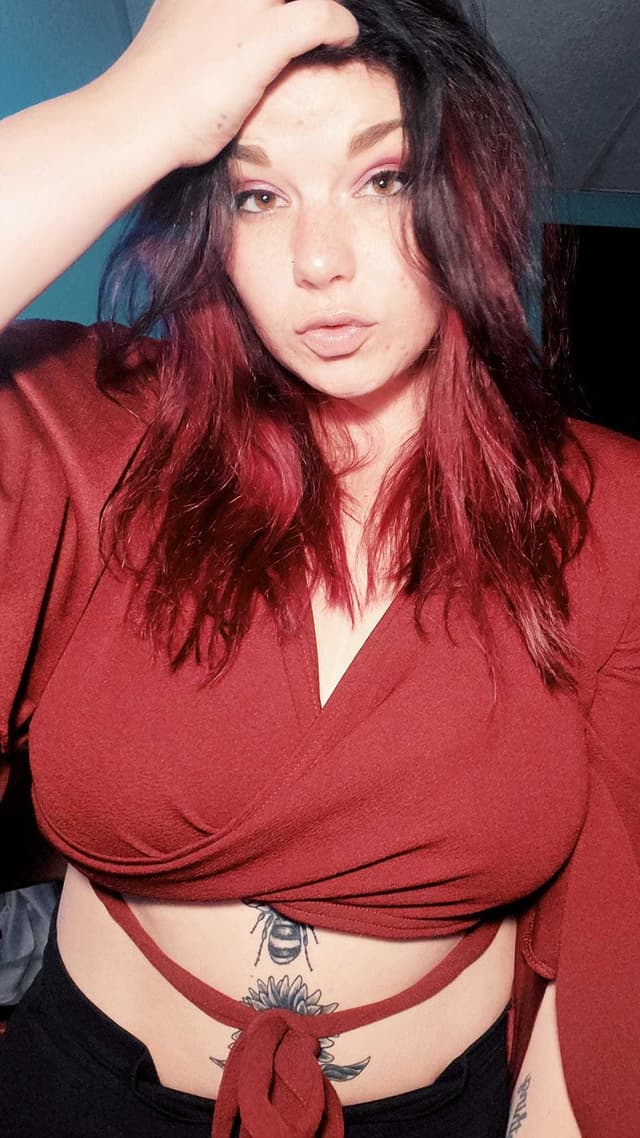 Abizon OnlyFans creator