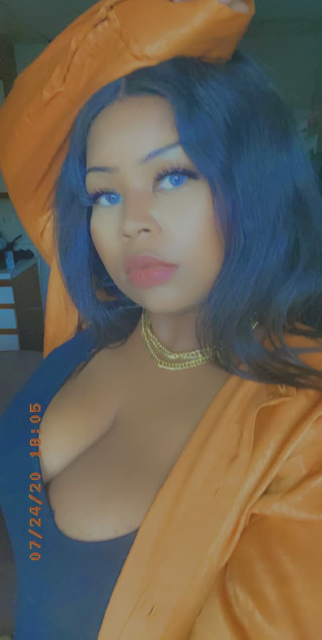 Mandii Treats OnlyFans creator