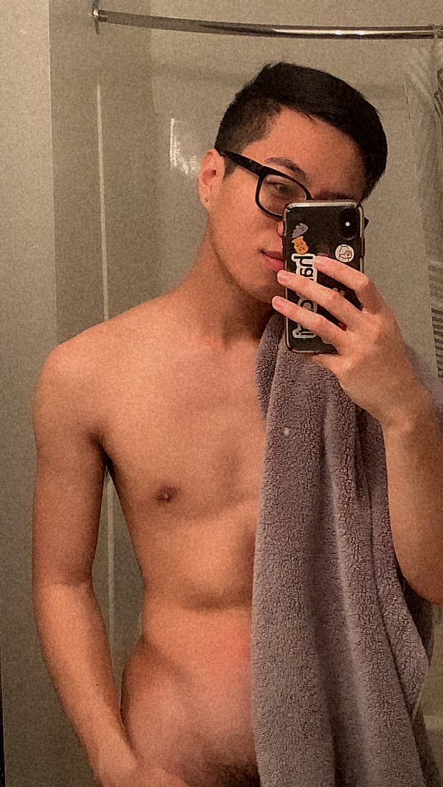 Alex Dang OnlyFans creator
