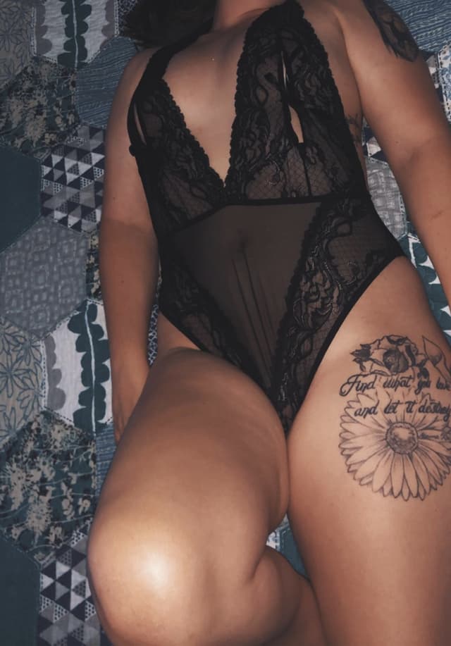 Tattooedmama97 OnlyFans creator