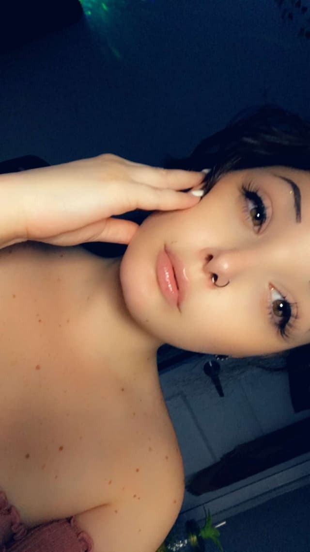 adira lyfe OnlyFans creator