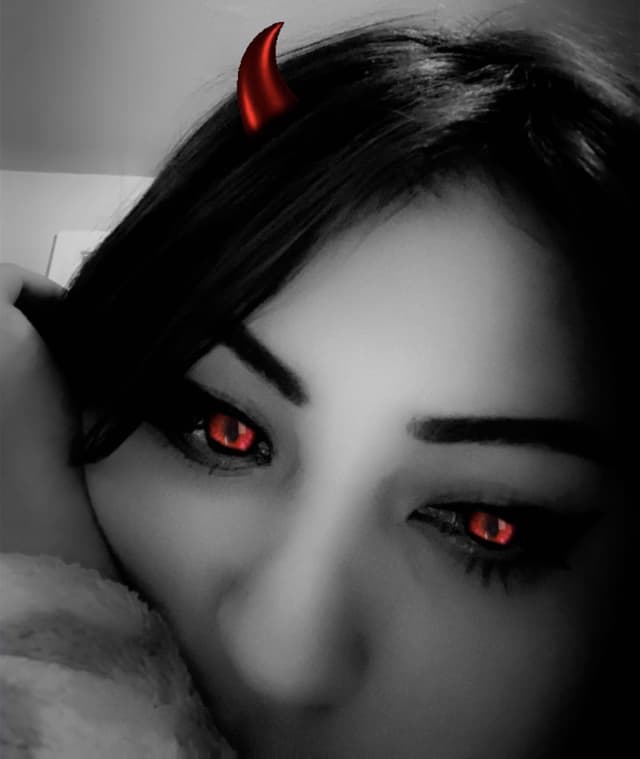 🅼🆇🆈🆇🅽🅸 OnlyFans creator