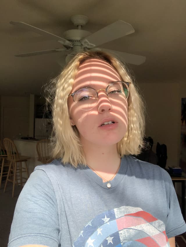 Violet Spark OnlyFans creator