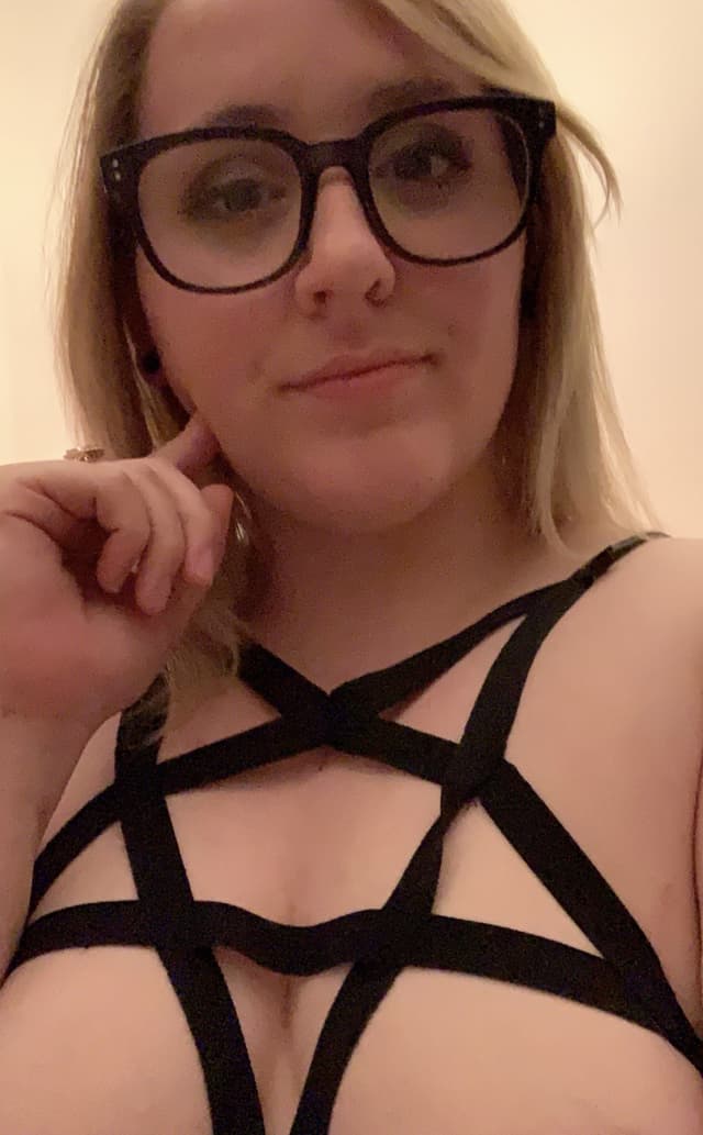 LanaFaire OnlyFans creator