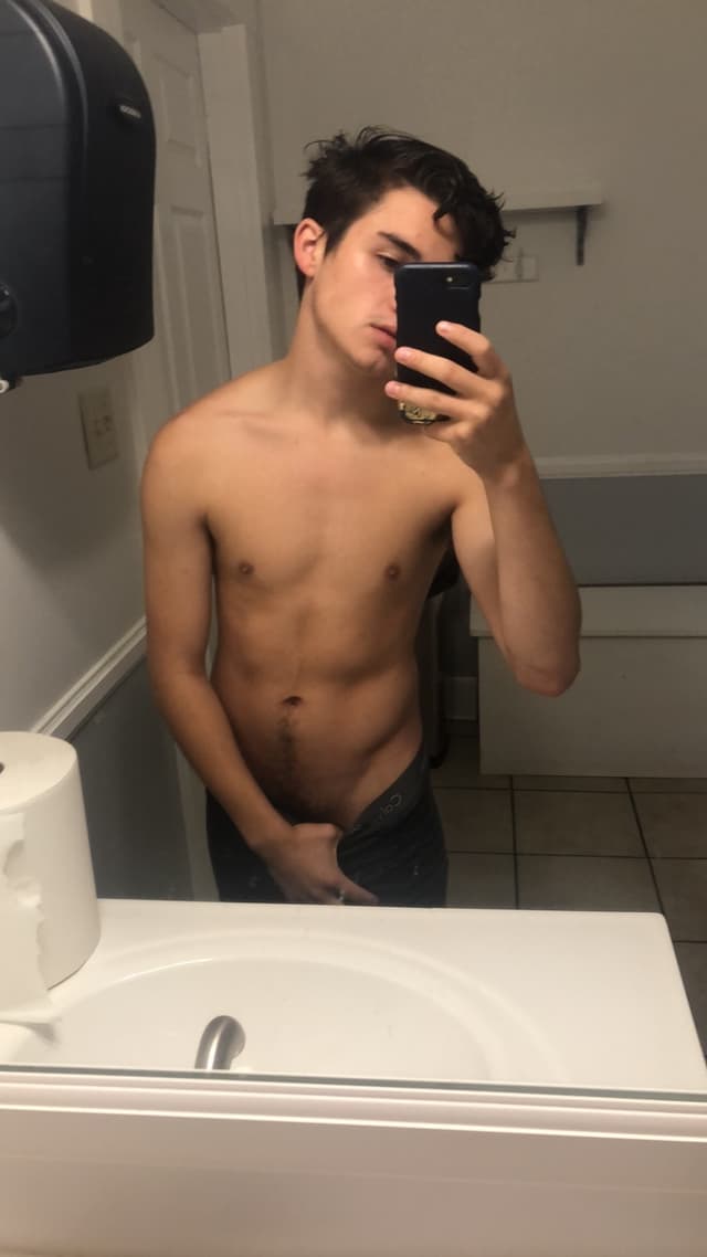 College Twink OnlyFans creator