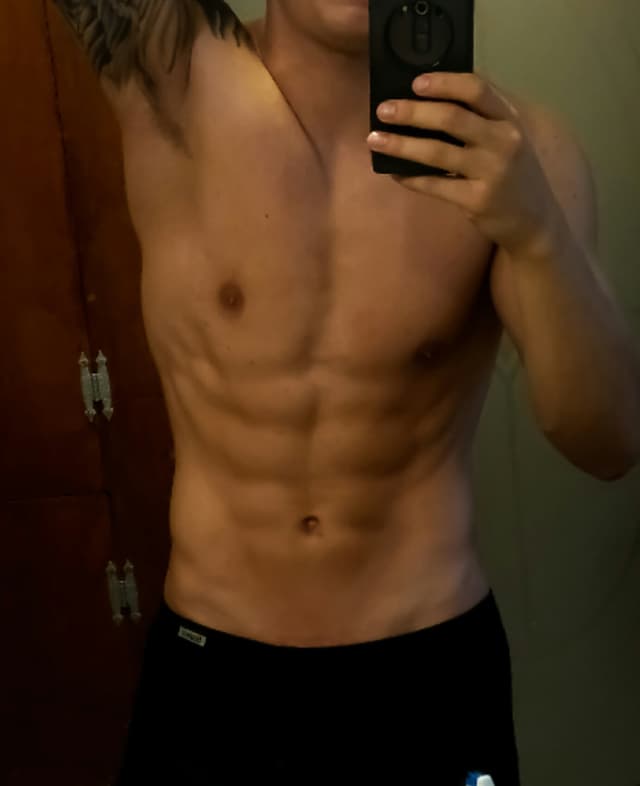 bighead08 OnlyFans creator