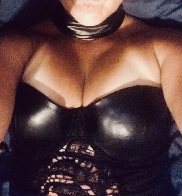 Kinkycouplenxtdoor OnlyFans creator