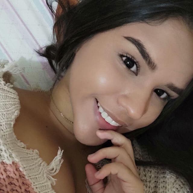 PrettyBea OnlyFans creator