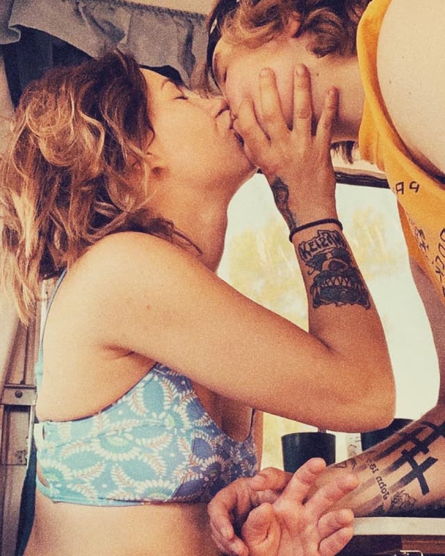 Allie&Nay 🧡💚 OnlyFans creator