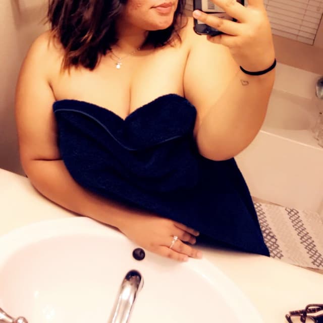 Alexandra Cruz OnlyFans creator