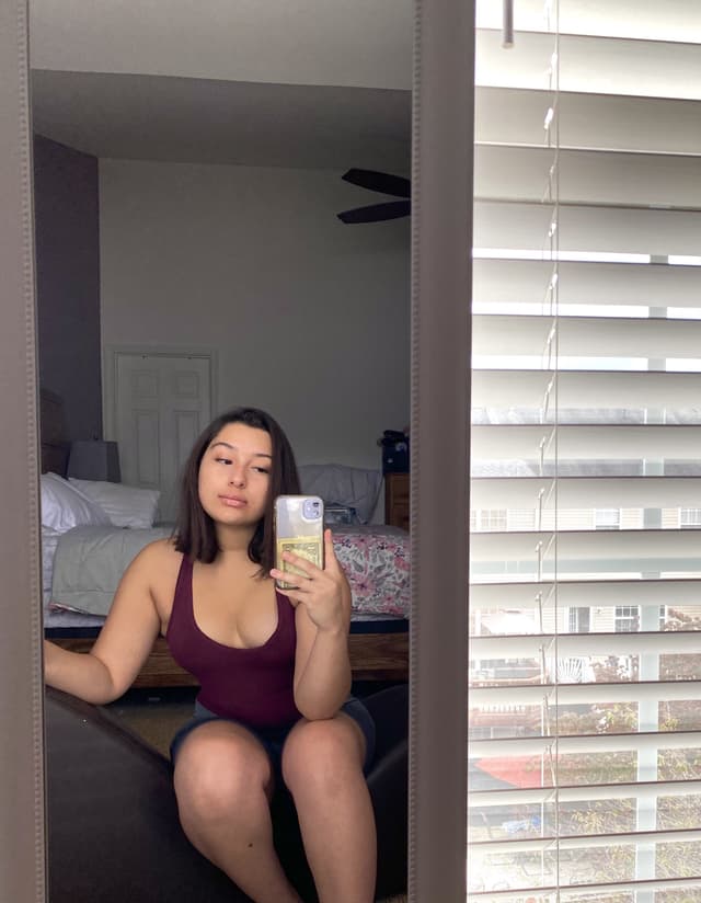 Emely OnlyFans creator