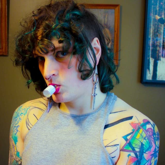 Lily 💕 OnlyFans creator