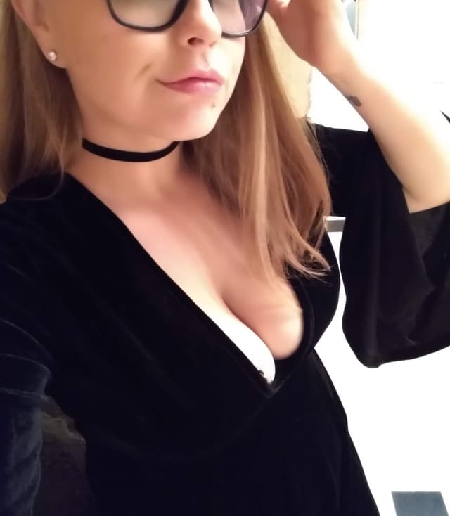 Avary OnlyFans creator